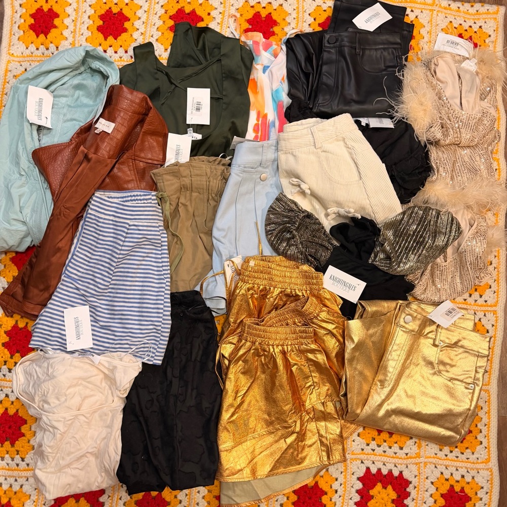 21 Piece Boutique Bundle NWT Variety of Styles and Sizes